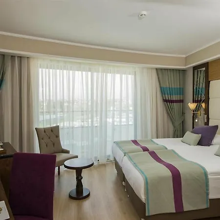 Hotel Dreamworld 4*